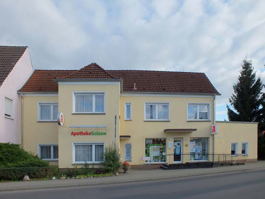 Foto Aussenansicht der Apotheke Golzow